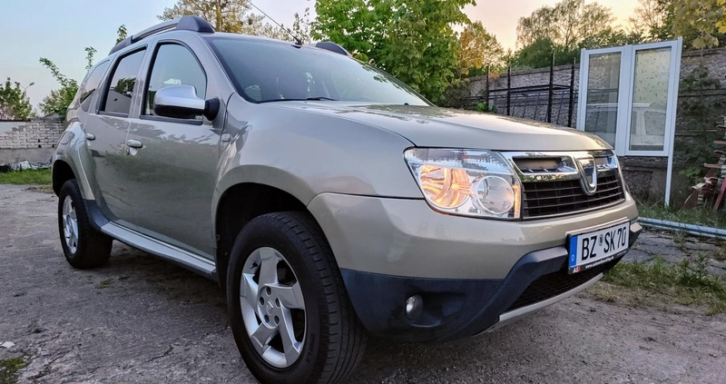 Dacia Duster cena 36500 przebieg: 97800, rok produkcji 2012 z Tuczno małe 407